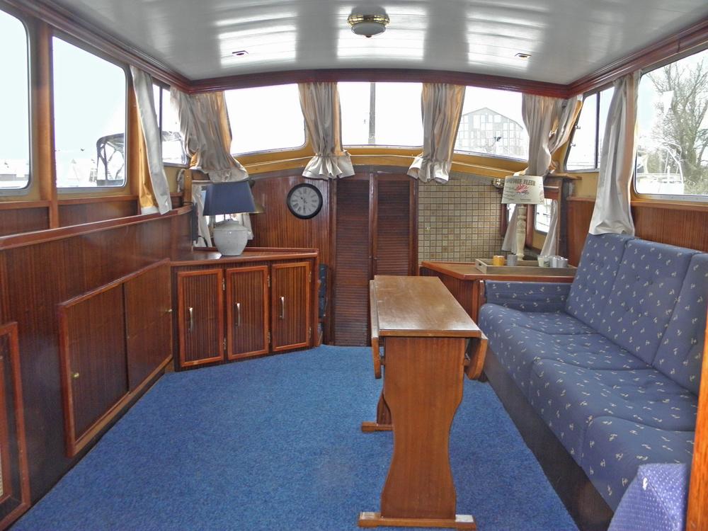 Salon, H&eacute;bergements